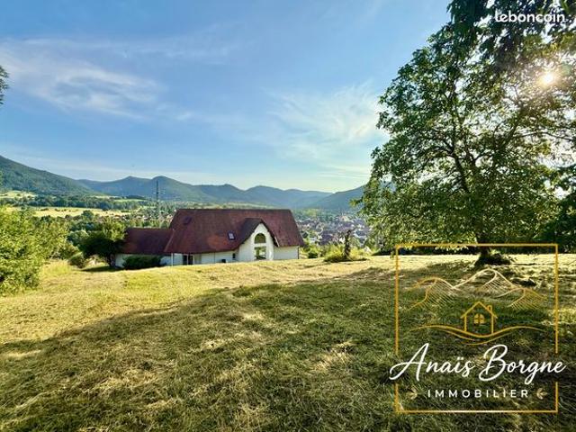 Villa 5 pièces 296 m²