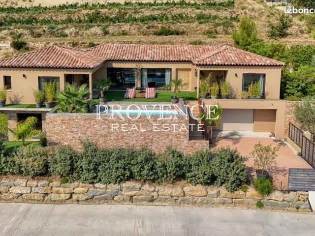 Villa 5 pièces 288 m²
