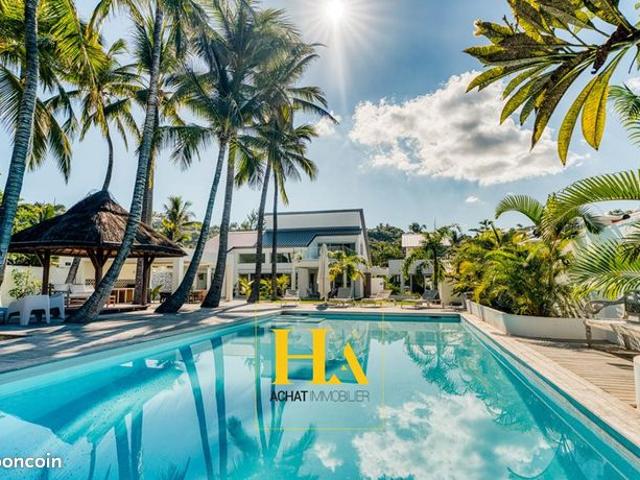 Villa 5 pièces 350 m²