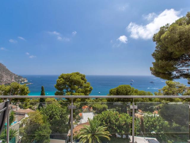 Villa 5 pièces avec piscine et vue mer panoramique 165m² Eze