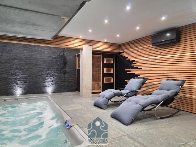 Villa 5 pièces avec terrasse, vue panoramique, jardin, pisci
