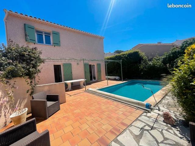 Villa 5 pieces + piscine et dependance