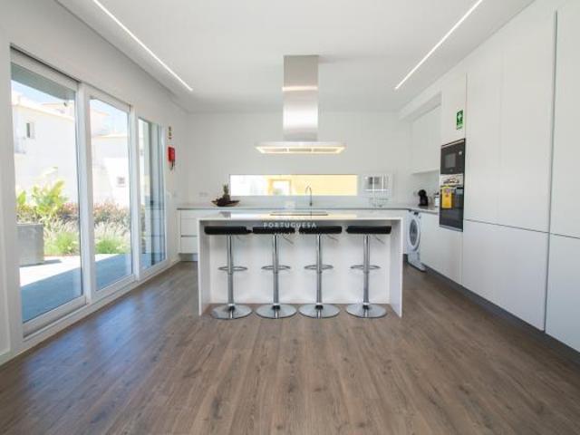 villa 5 quarto, Albufeira Algarve DLS67817754
