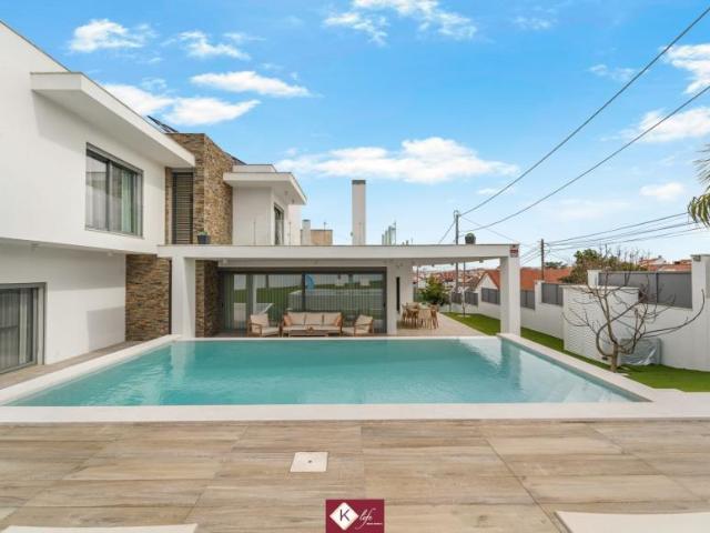 villa 5 quarto, Setúbal Almada 2820 DLS102242939