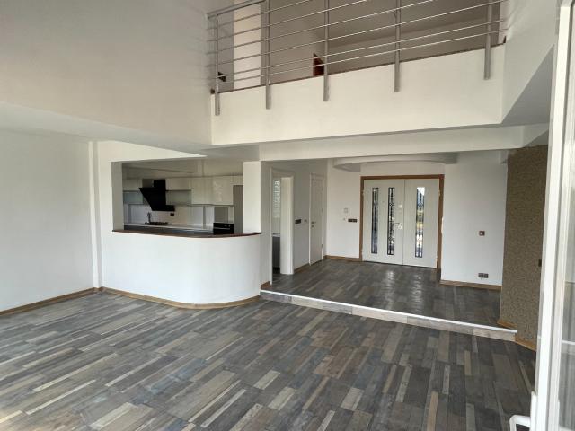 Villa 6+1 İstanbul, Türkiye 136560
