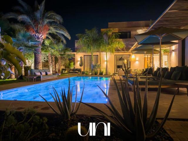Villa 11 pièces 640 m2 prestations exceptionnelles Marrakech