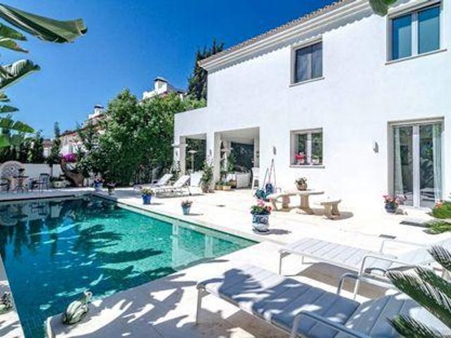 Villa 6 Dormitorio Marbella Andalucía ELS98303641