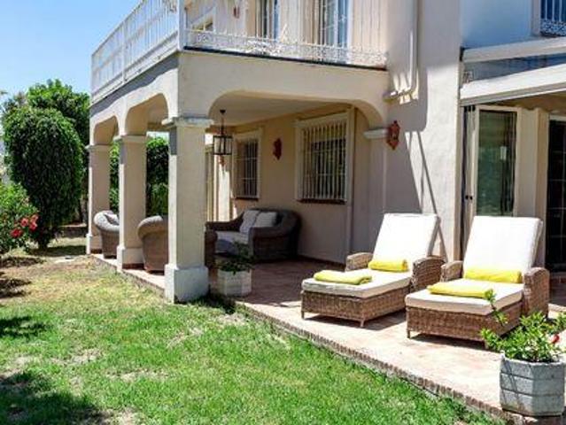 Villa 6 Dormitorio Marbella Andalucía ES98304080