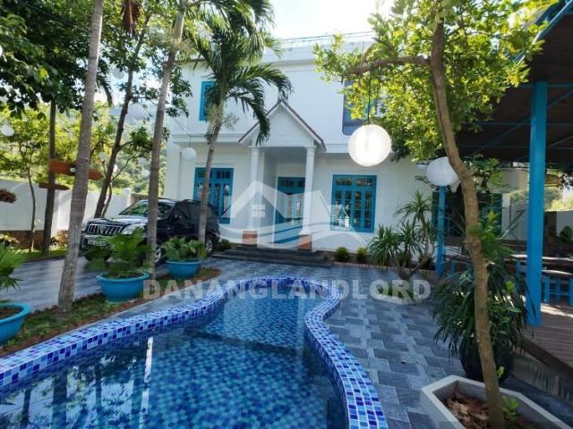 Villa 6 Phòng Ngủ Gần Núi Sơn Trà Hồ Bơi Riêng | D657