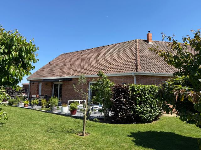 Villa 6 pièce s Lestrem