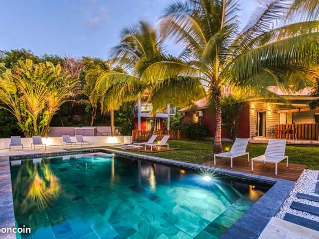 Villa 6 pièces 420 m²