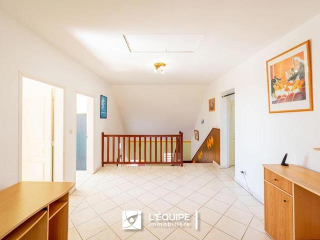 Villa 6 pièces proche de la Technopole, très calme