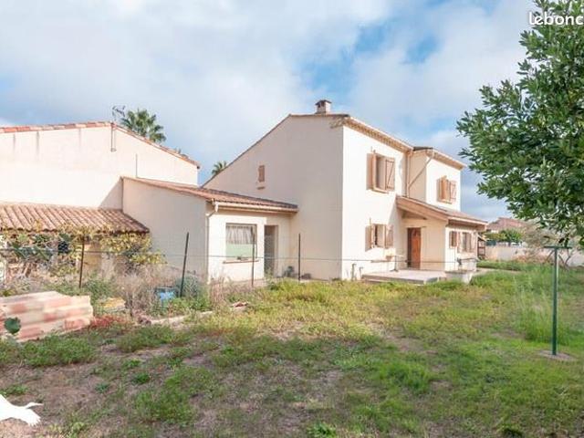 Villa 6 pièces 90 m²