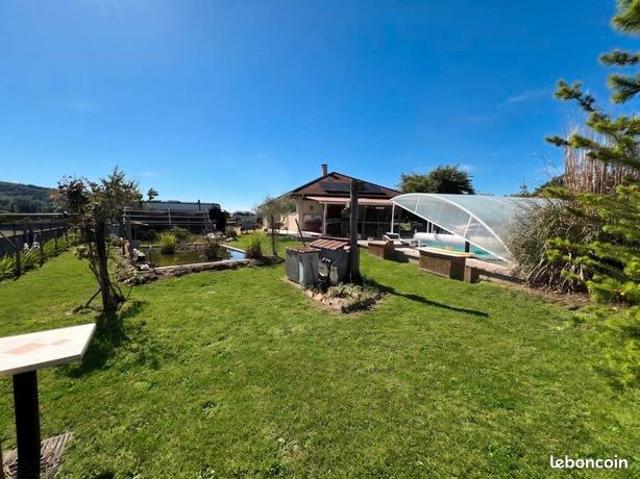Villa 6 pièces 104 m²