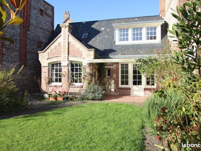 Villa 6 pièces 105 m²