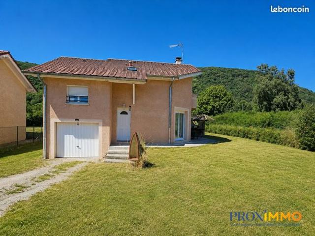Villa 6 pièces 107 m²