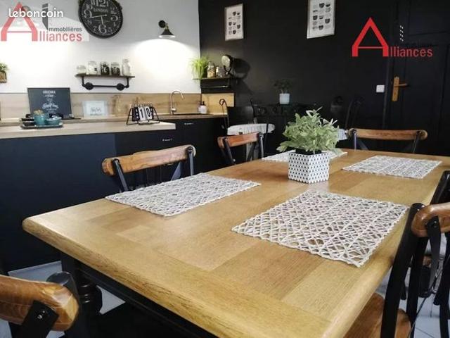 Villa 6 pièces 109 m²