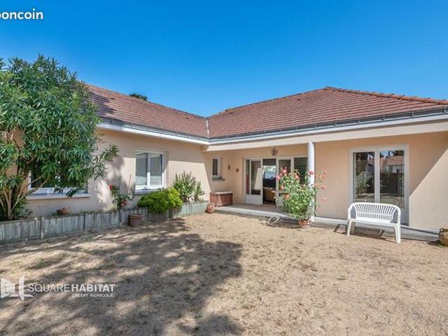 Villa 6 pièces 111 m²