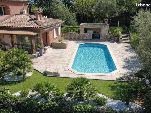 Villa 6 pièces 114 m²