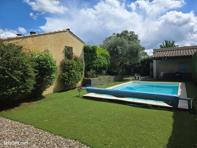 Villa 6 pièces 117 m²