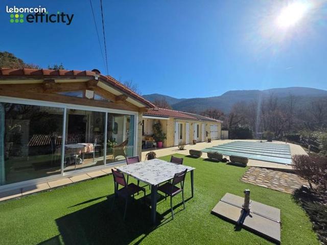 Villa 6 pièces 118 m²