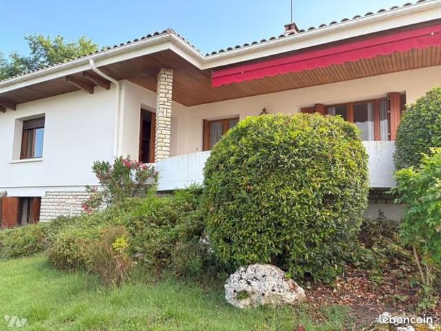 Villa 6 pièces 120 m²