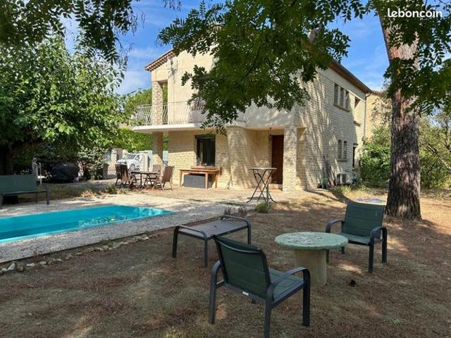Villa 6 pièces 120 m²