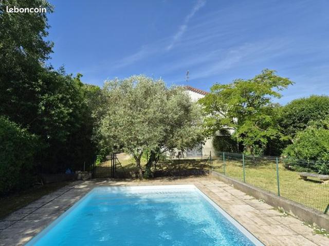 Villa 6 pièces 123 m²