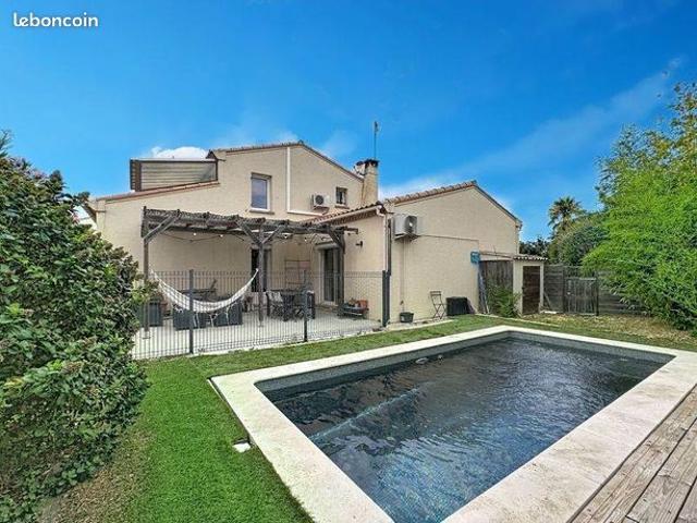 Villa 6 pièces 123 m²