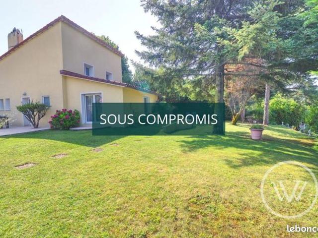 Villa 6 pièces 126 m²