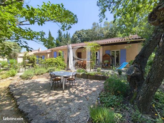 Villa 6 pièces 126 m²