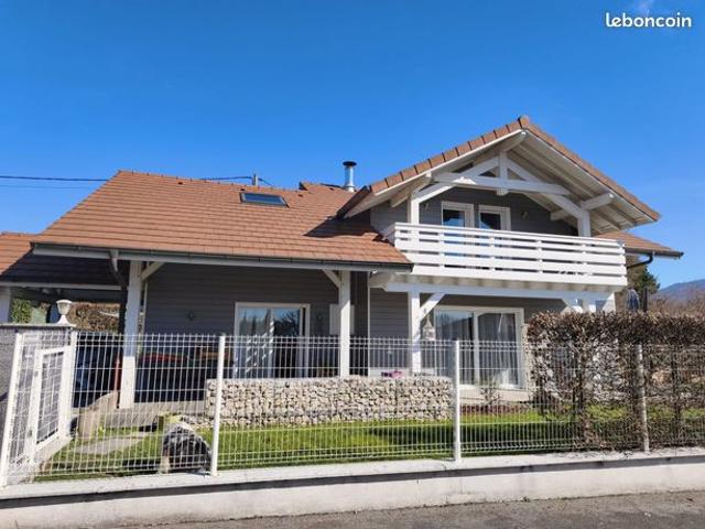 Villa 6 pièces 127 m²