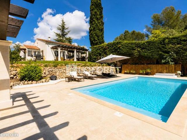 Villa 6 pièces 127 m²