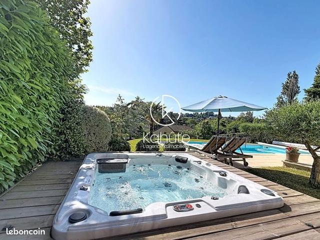 Villa 6 pièces 127 m²