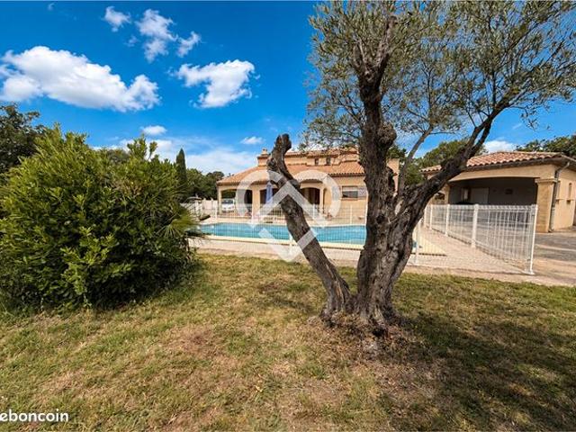 Villa 6 pièces 127 m²