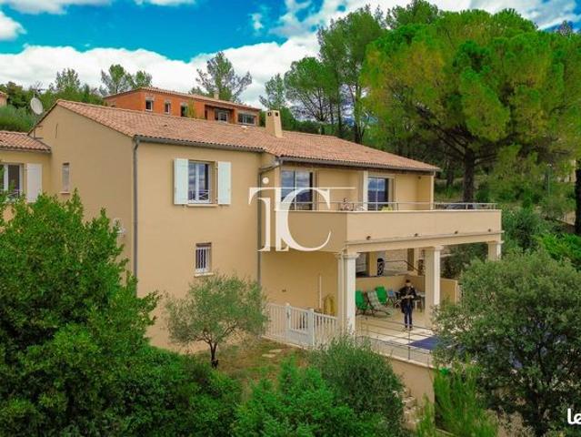 Villa 6 pièces 127 m²
