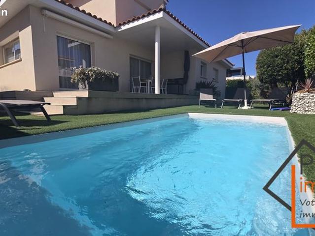 Villa 6 pièces 128 m²