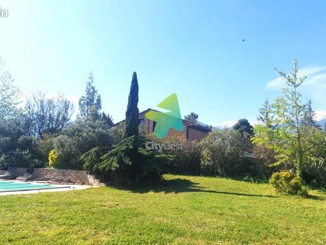 Villa 6 pièces 129 m²