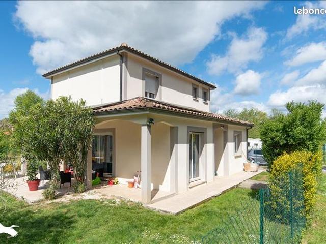 Villa 6 pièces 130 m²