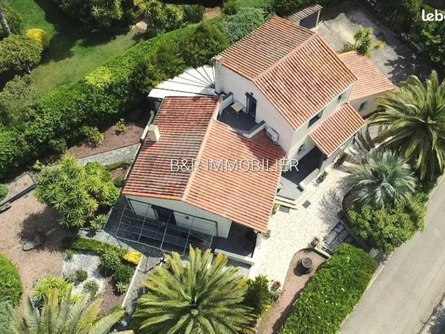 Villa 6 pièces 130 m²