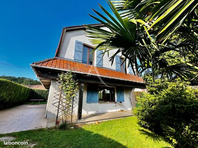 Villa 6 pièces 130 m²