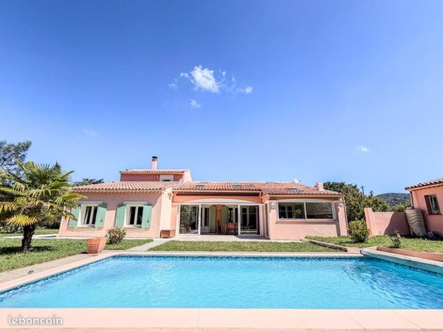 Villa 6 pièces 130 m²