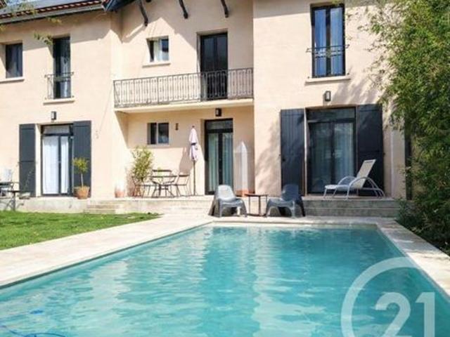Villa 6 pièces 130 m²