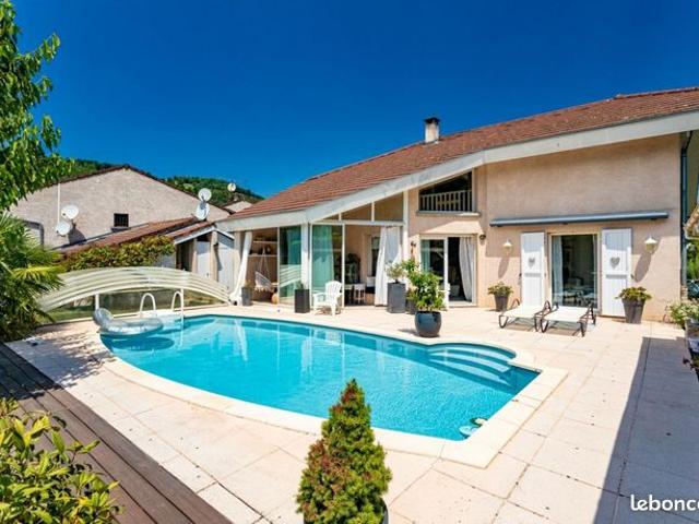 Villa 6 pièces 131 m²