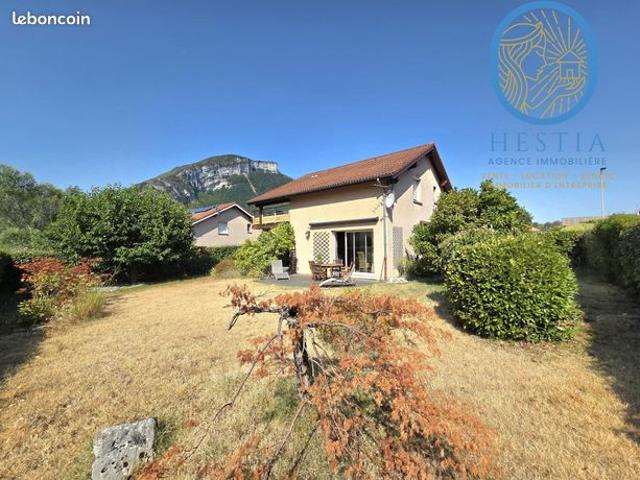 Villa 6 pièces 132 m²