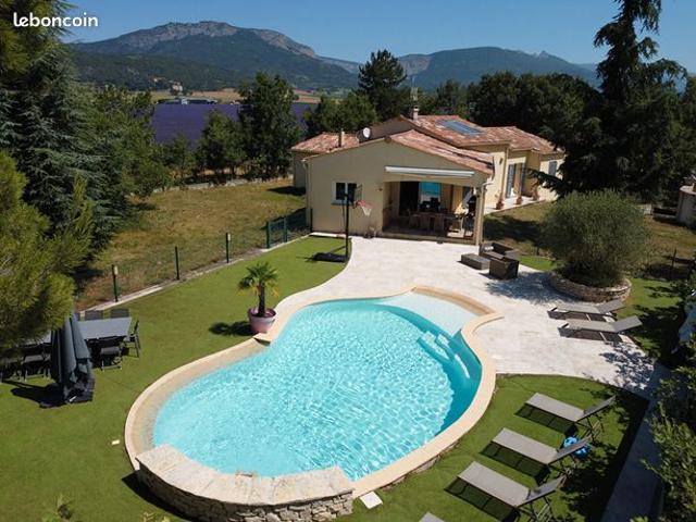 Villa 6 pièces 132 m²