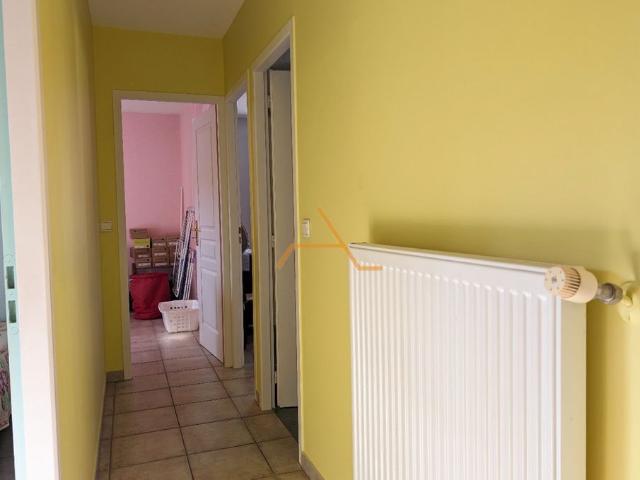 Villa 6 pièces, 132m²en location à Dieulefit1 145 € par mois