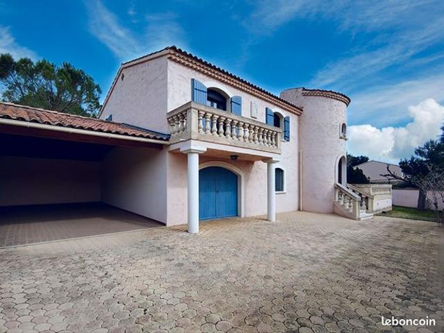 Villa 6 pièces 133 m²