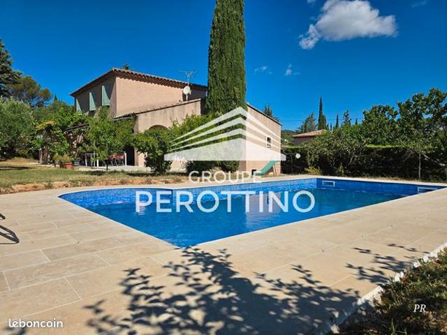 Villa 6 pièces 133 m²