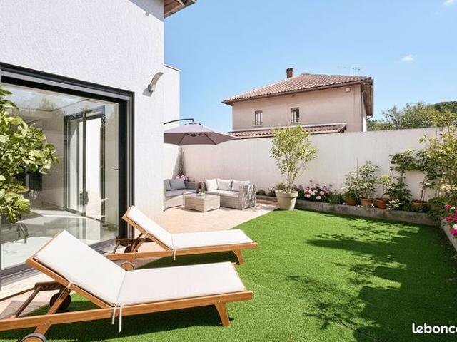 Villa 6 pièces 133 m²